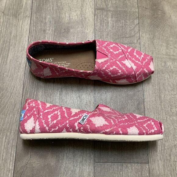 Womens TOMS Geometric Pink Slip On‎ Shoes - Picture 1 of 6